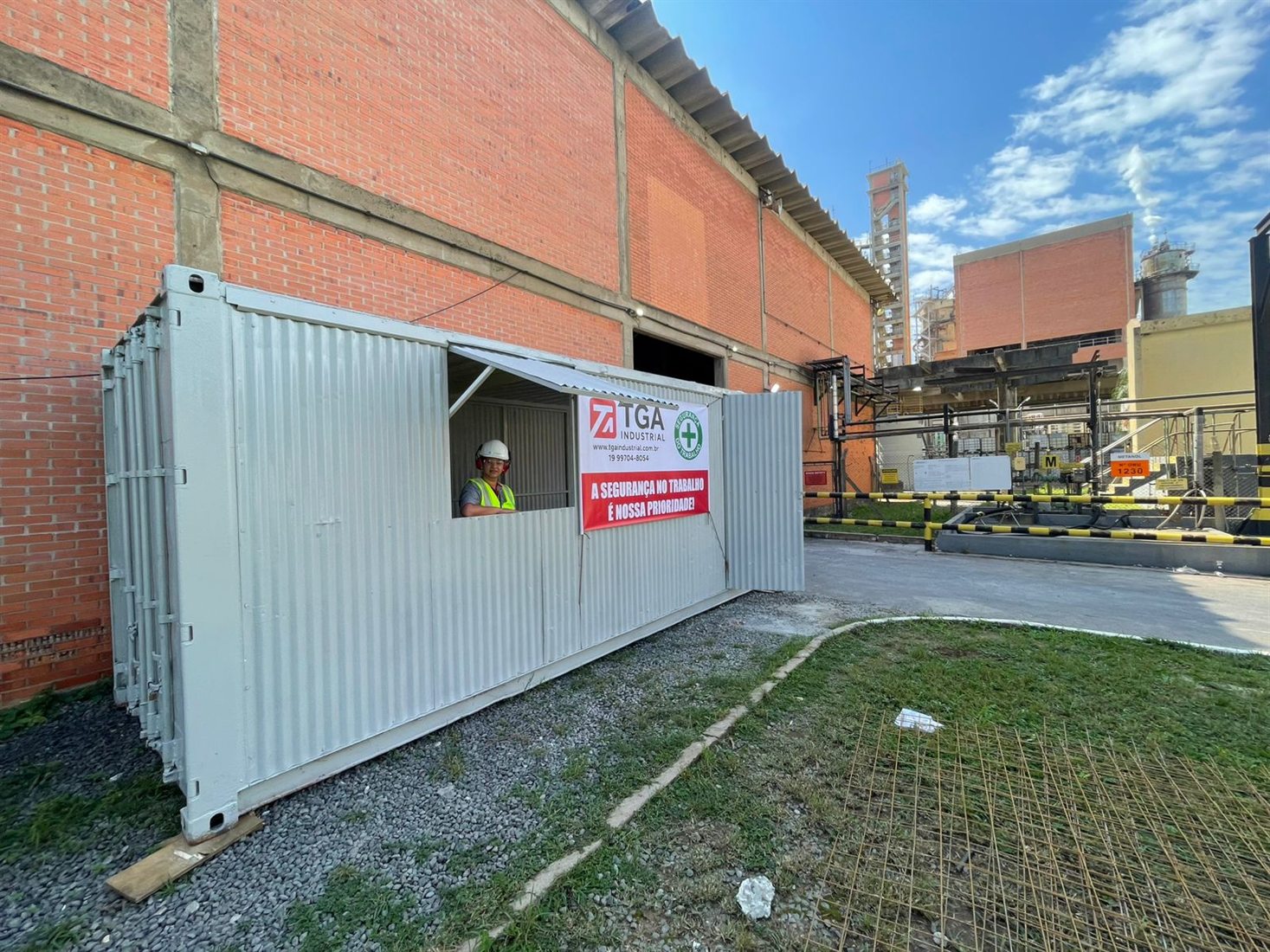 Base TGA em ambiente industrial