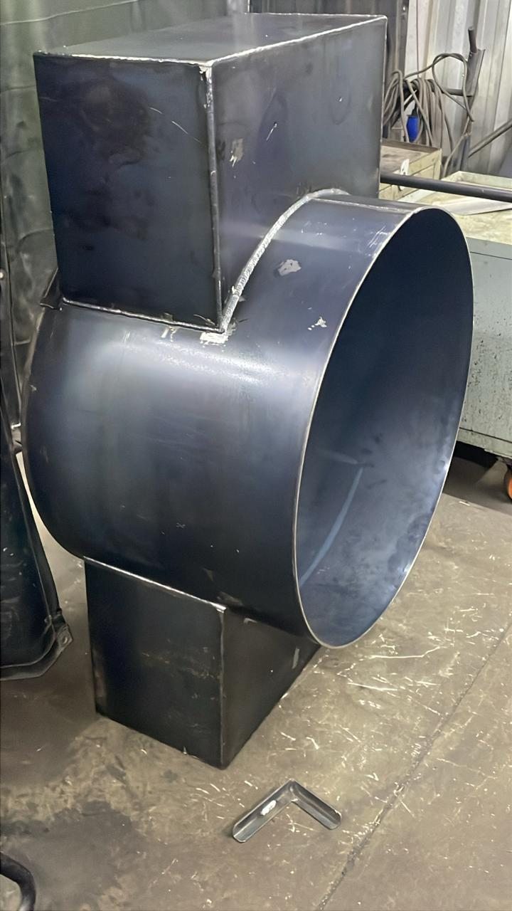 Equipamento industrial fabricado em metal